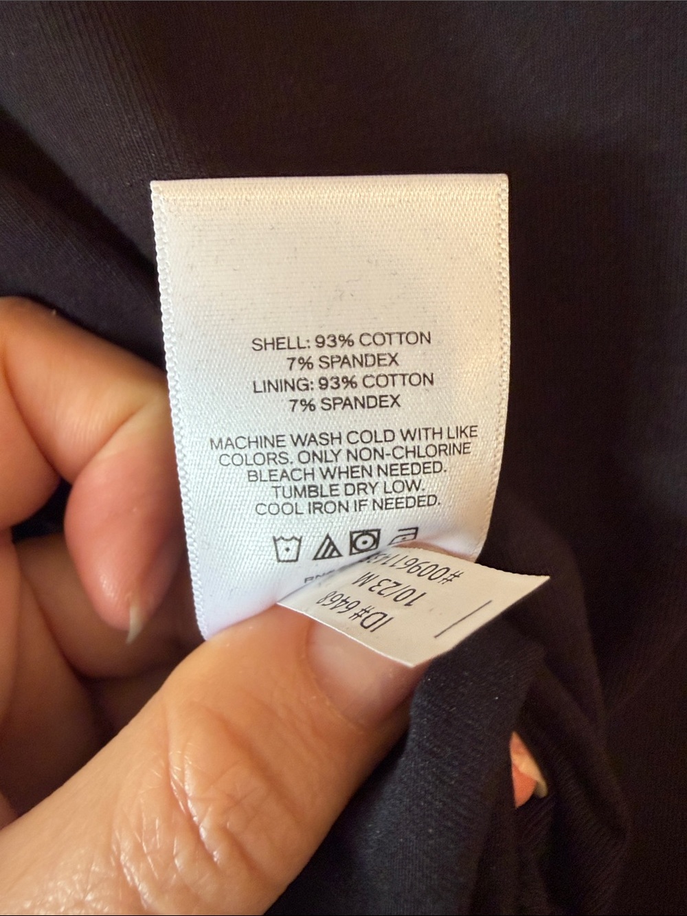 EXPRESS Body Contour Collection Black Scoop-Neck Long Sleeve Bodysuit - Picture 5 of 6